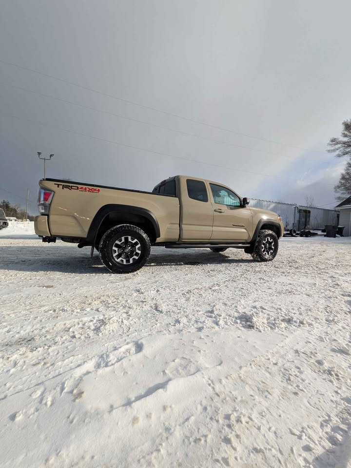 Toyota Tacoma TRD Off Road Double Cab 6' Bed V6 4x4 AT (Natl) 2020