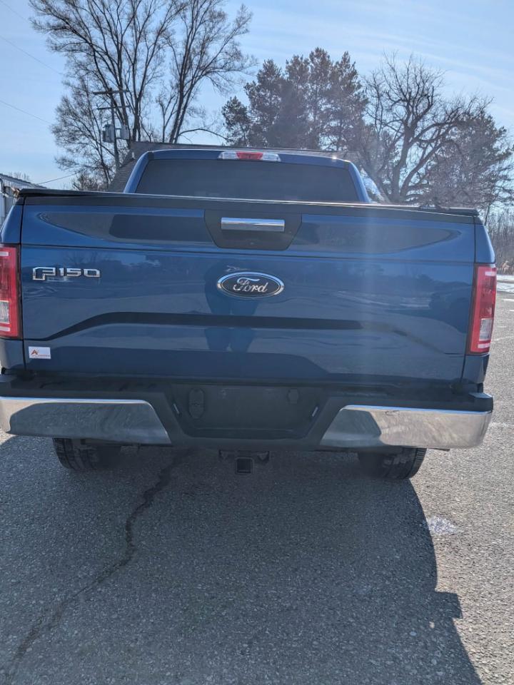 Ford F-150 XLT SuperCrew Short Box 4WD 2017