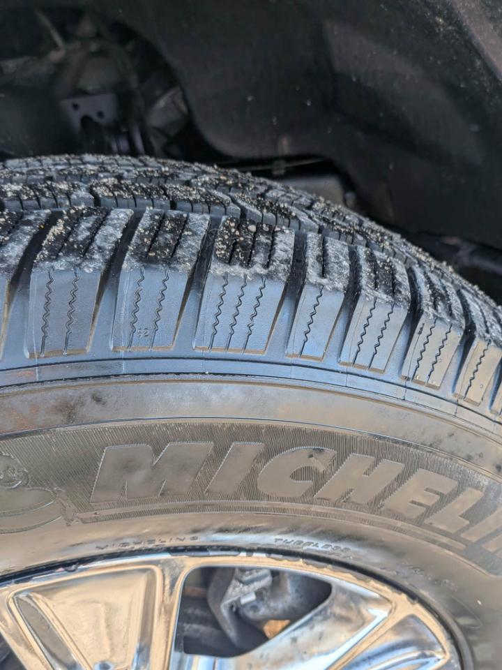 Ford F-150 XLT SuperCrew Short Box 4WD 2017