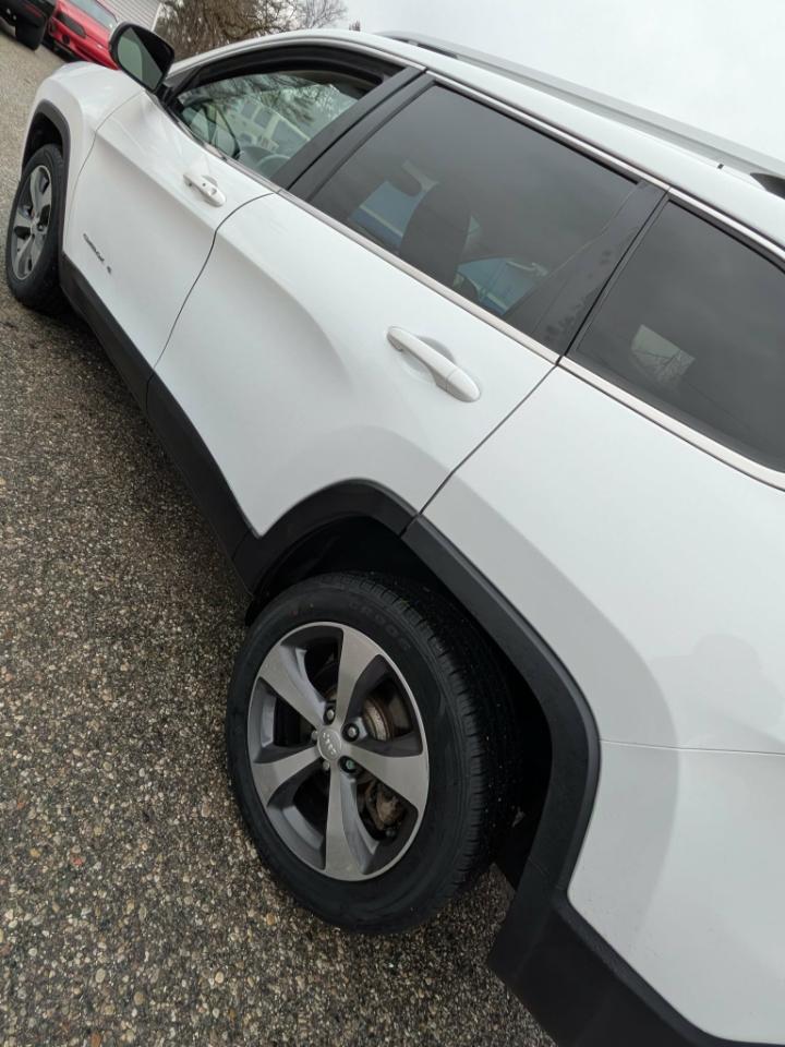 Jeep Cherokee Limited FWD 2019