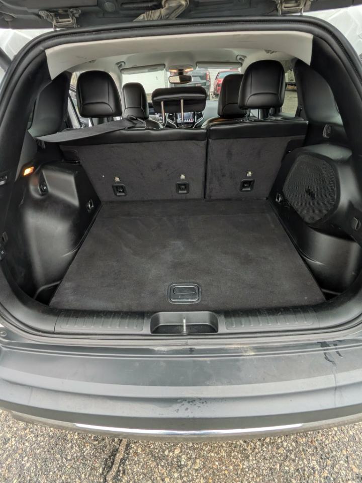 Jeep Cherokee Limited FWD 2019