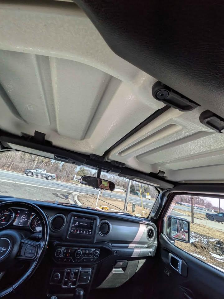 Jeep Gladiator Sport 2021