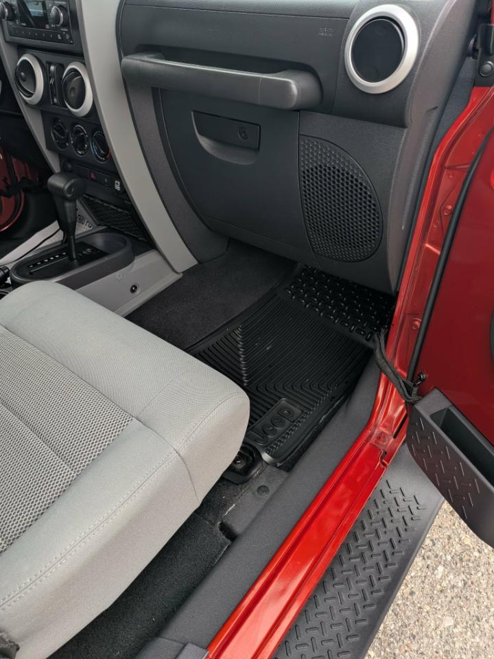 Jeep Wrangler Unlimited Sahara 4WD 2009