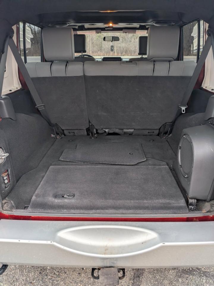 Jeep Wrangler Unlimited Sahara 4WD 2009