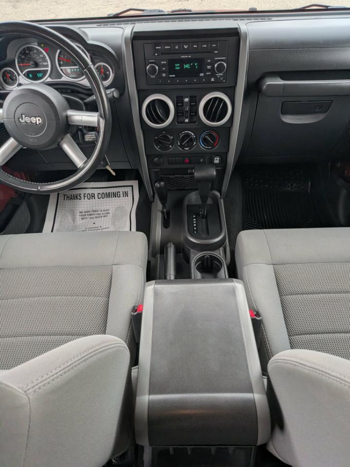 Jeep Wrangler Unlimited Sahara 4WD 2009