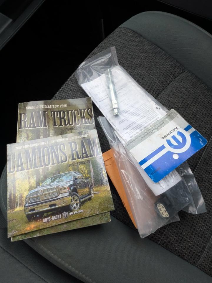 RAM 1500 SLT Crew Cab LWB 4WD 2016