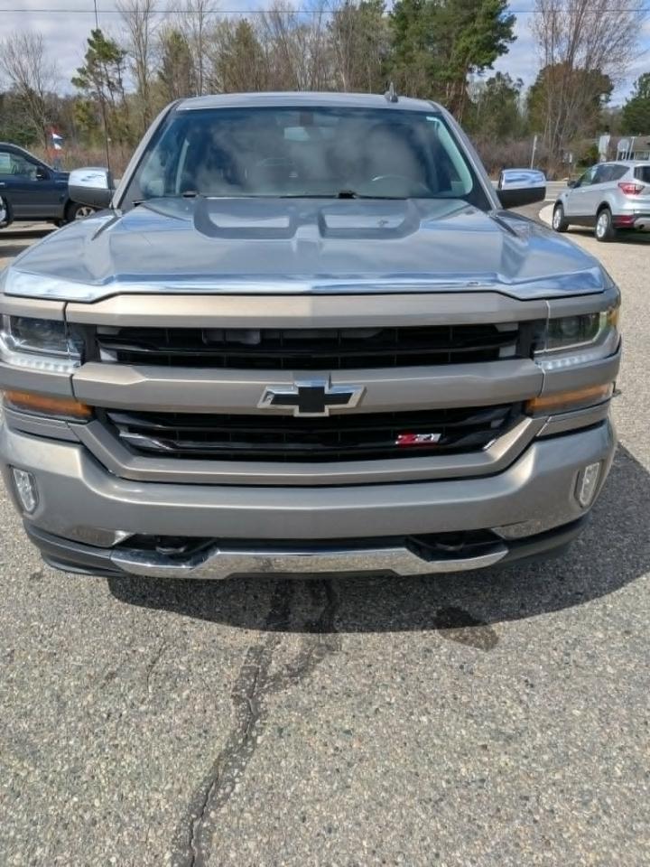 Chevrolet Silverado 1500 LT Crew Cab 4WD 2017