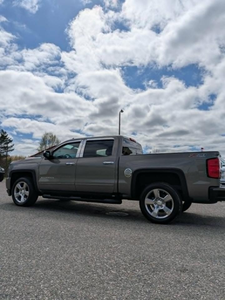 Chevrolet Silverado 1500 LT Crew Cab 4WD 2017