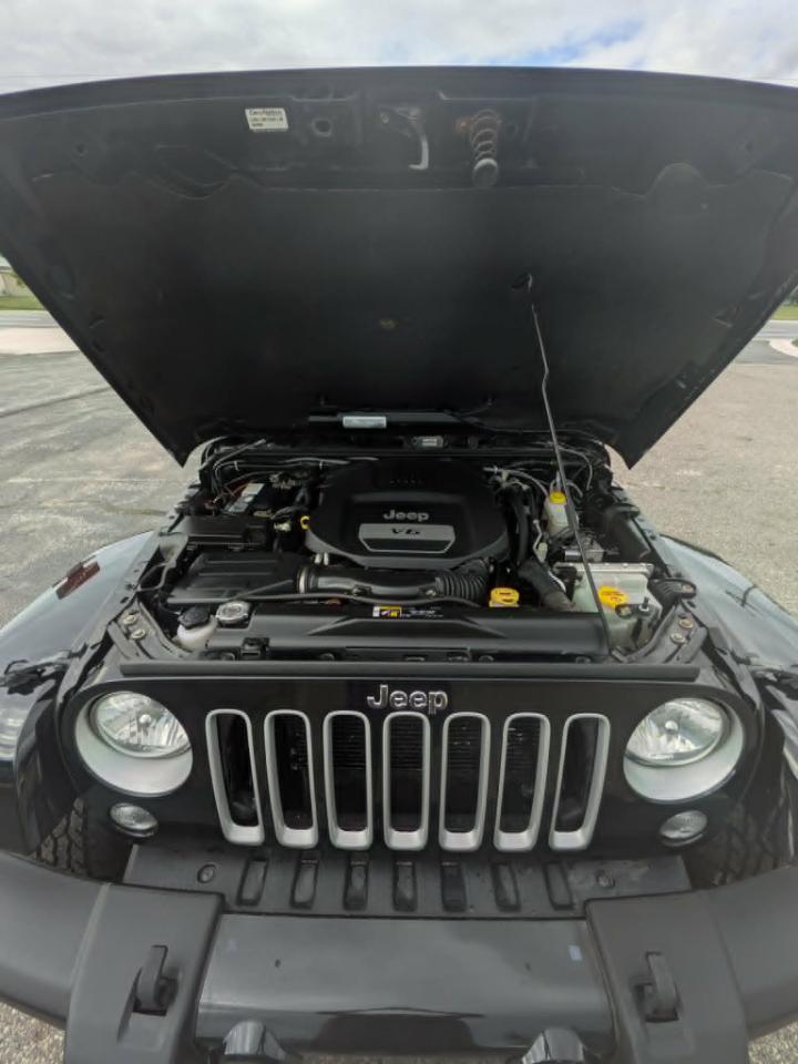 Jeep Wrangler Unlimited Sahara 4WD 2017