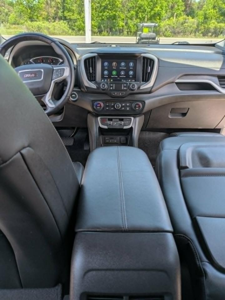 2023 GMC Terrain SLT - Photo 12