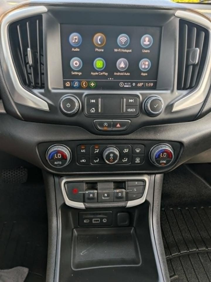 2023 GMC Terrain SLT - Photo 23