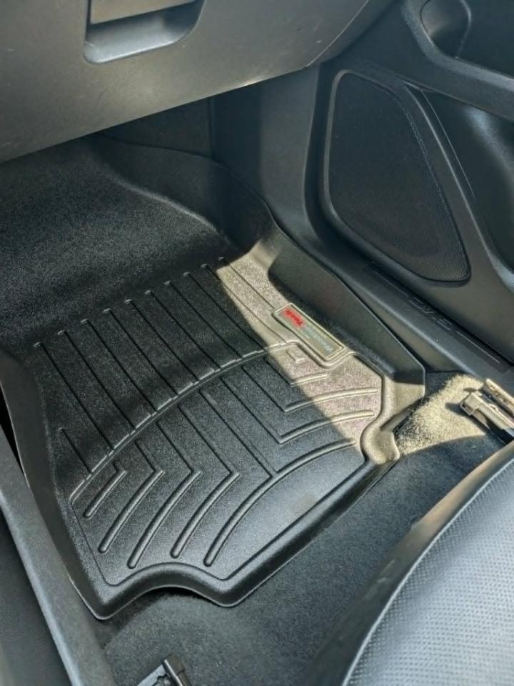 2023 GMC Terrain SLT - Photo 24