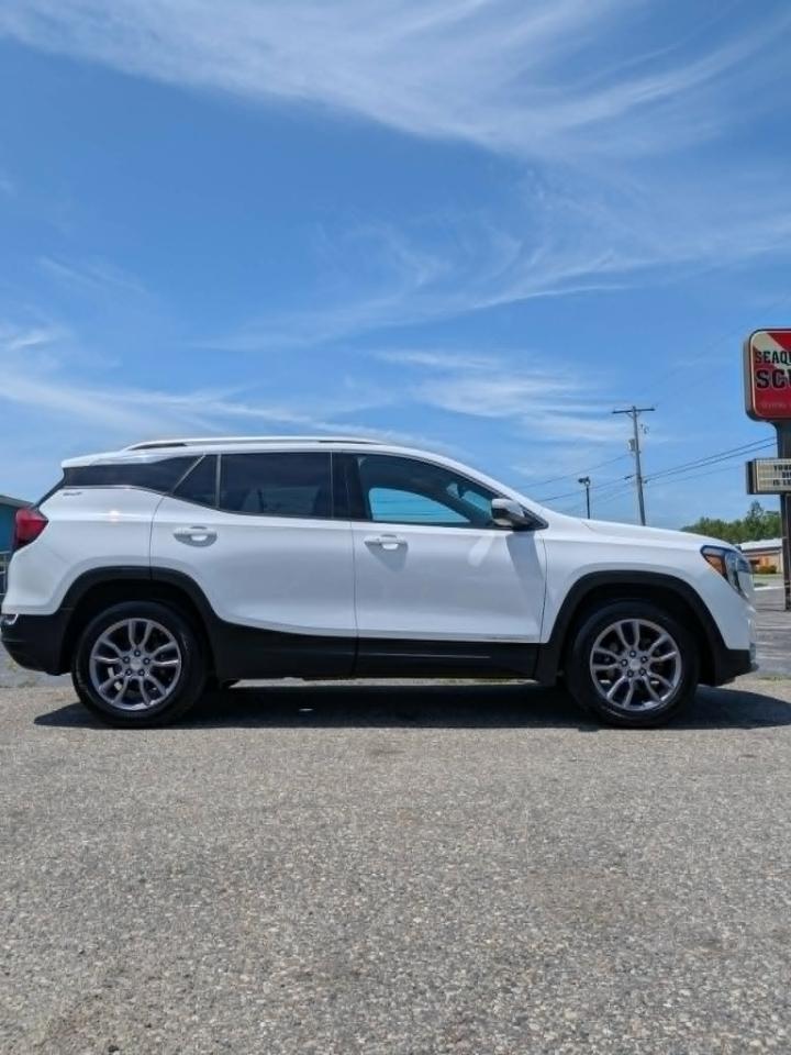 2023 GMC Terrain SLT - Photo 39