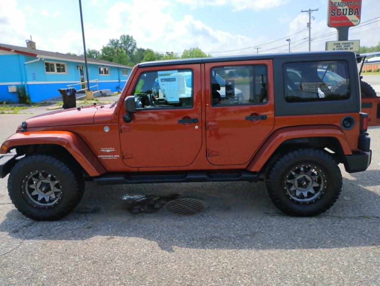 Jeep Wrangler Unlimited Sahara 4WD 2014