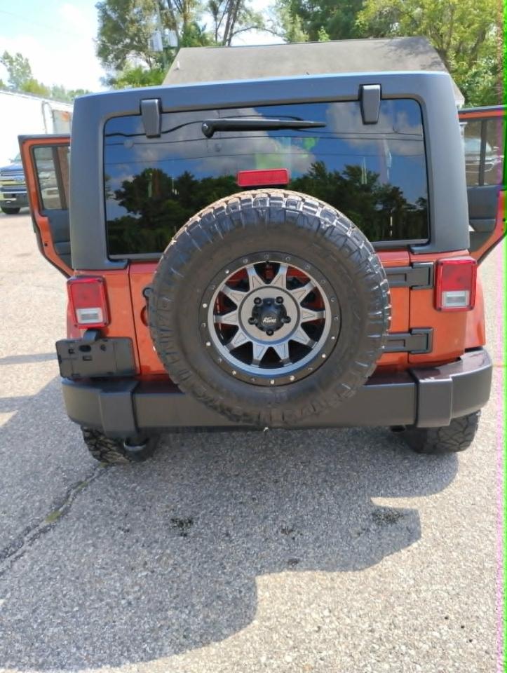 Jeep Wrangler Unlimited Sahara 4WD 2014
