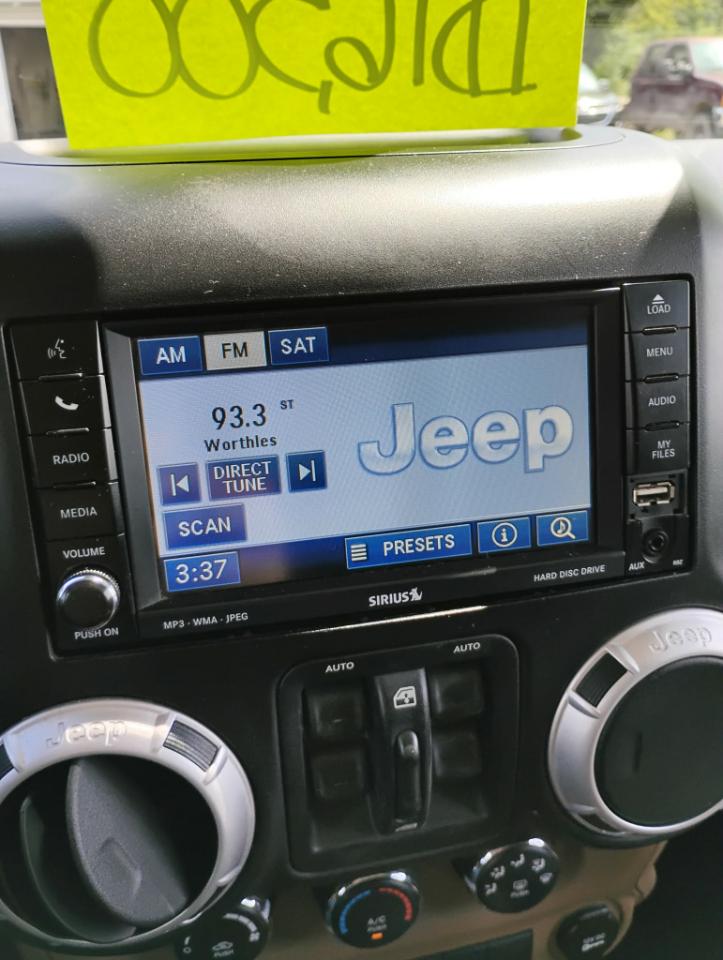 Jeep Wrangler Unlimited Sahara 4WD 2014