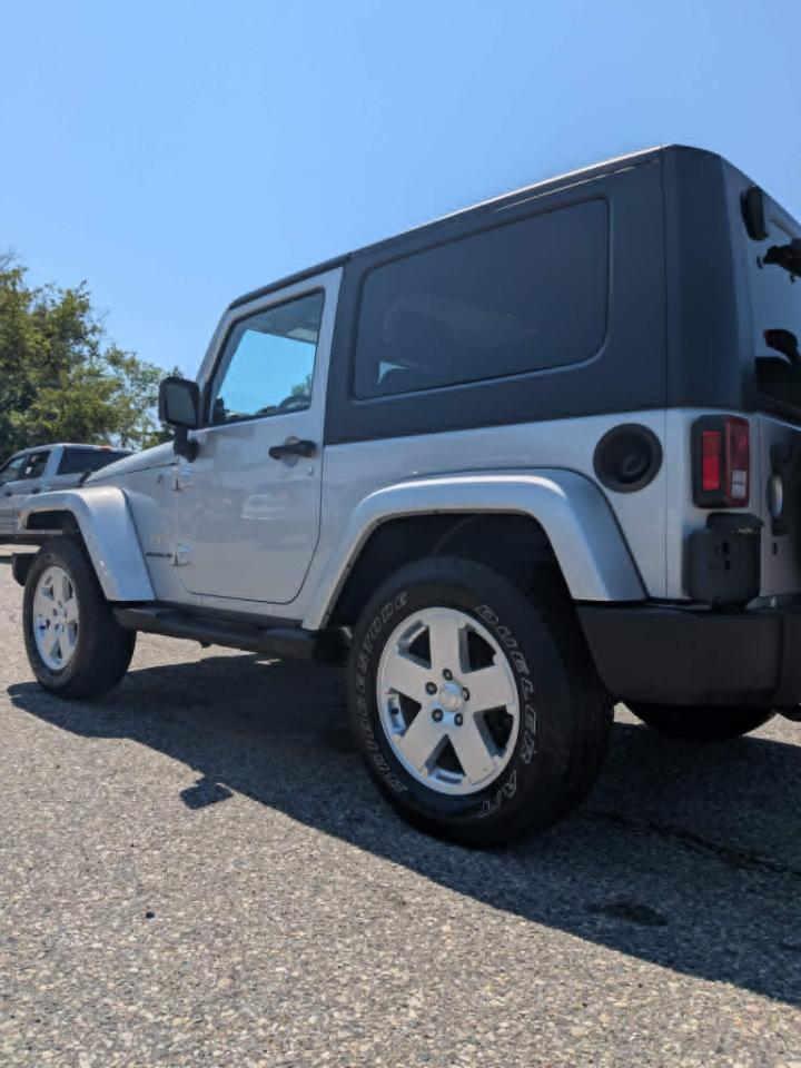 Jeep Wrangler Sahara 4WD 2010