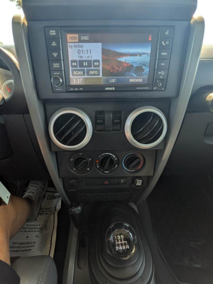 Jeep Wrangler Sahara 4WD 2010