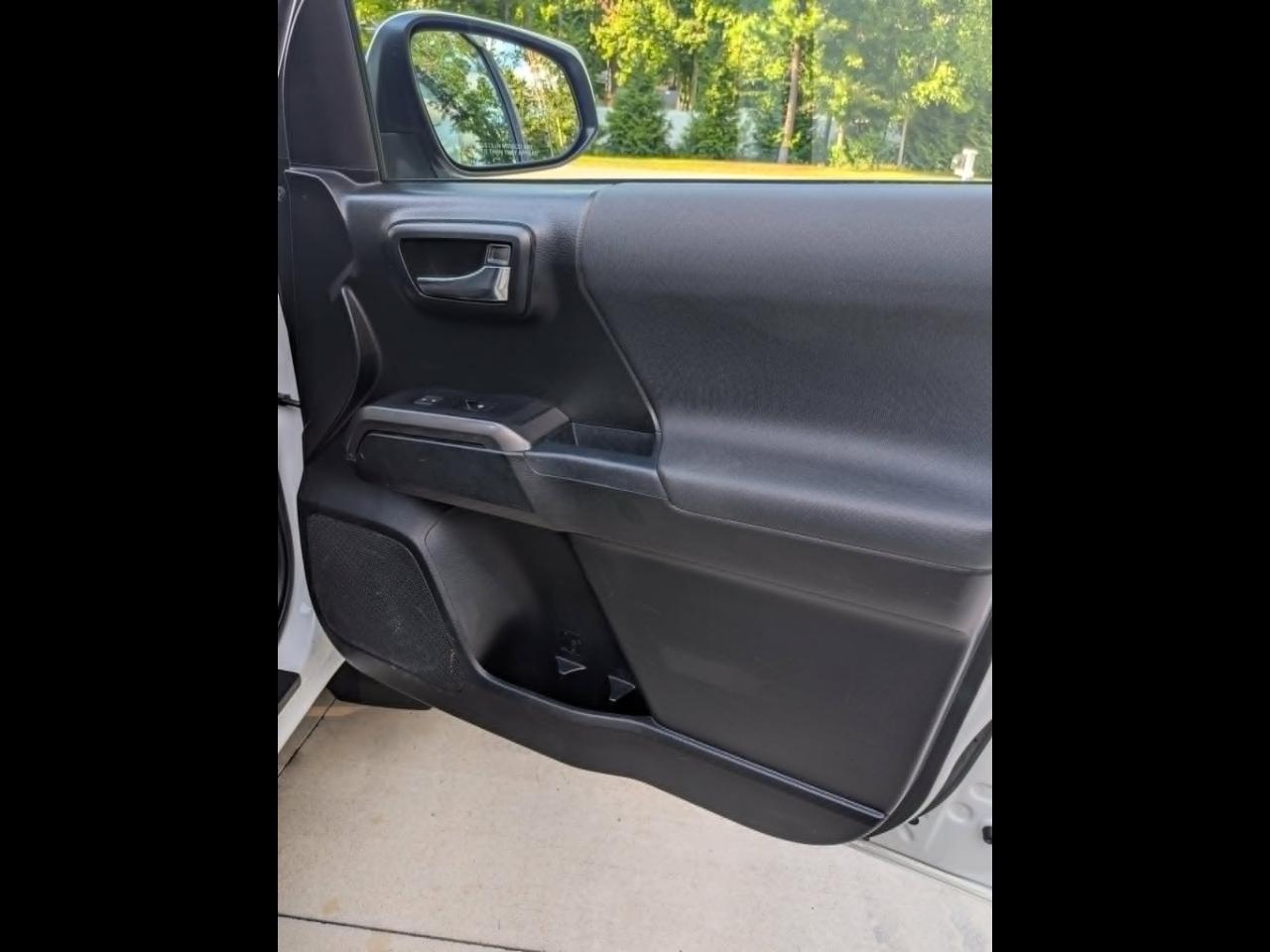 Toyota Tacoma  2017
