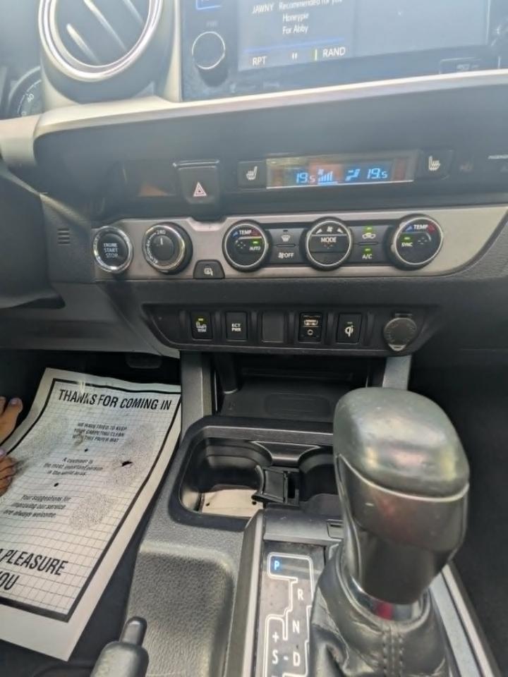Toyota Tacoma  2017