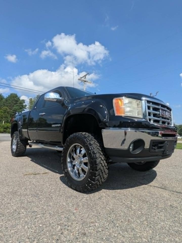 GMC Sierra 1500 SLE Ext. Cab 4WD 2011