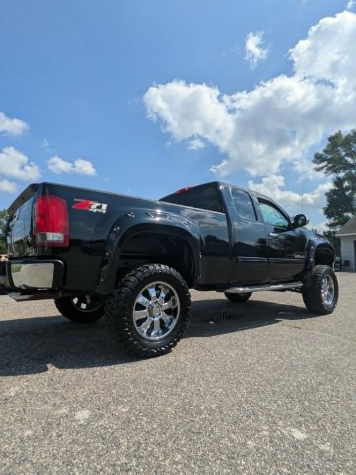 GMC Sierra 1500 SLE Ext. Cab 4WD 2011