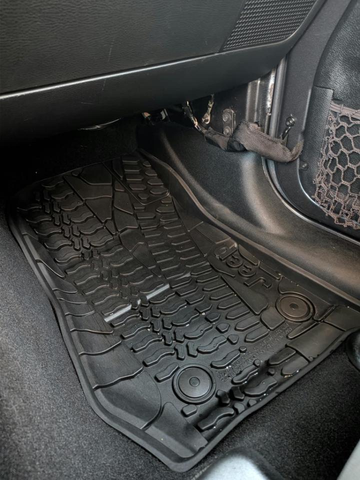 Jeep Wrangler Unlimited Sahara 4WD 2017