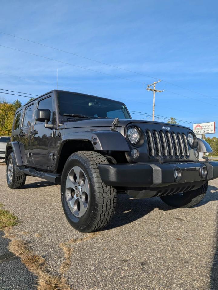 Jeep Wrangler Unlimited Sahara 4WD 2017