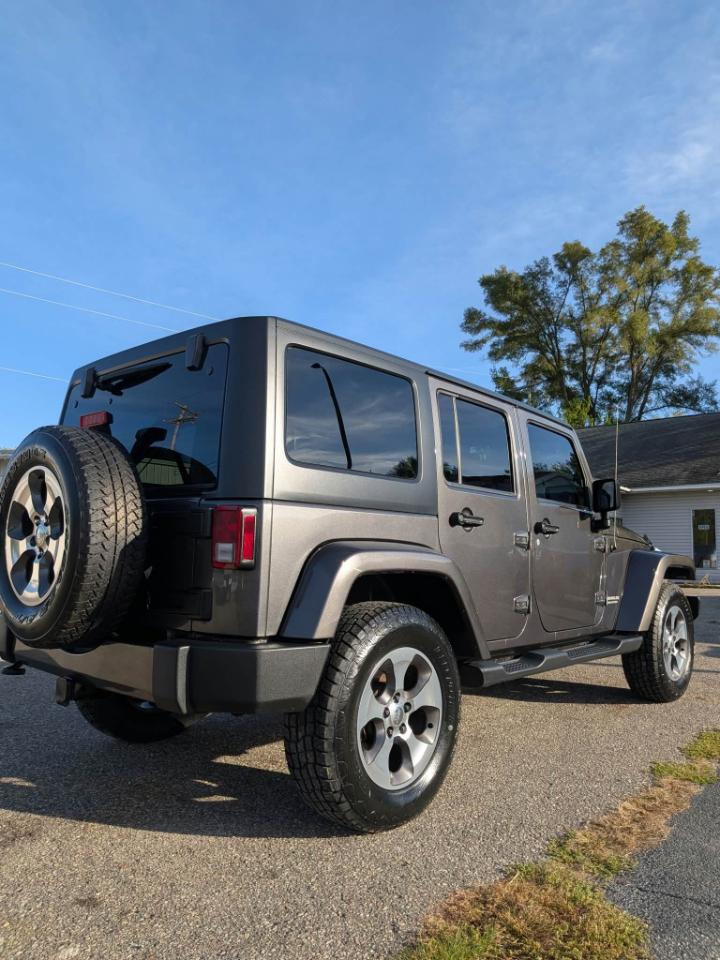 Jeep Wrangler Unlimited Sahara 4WD 2017