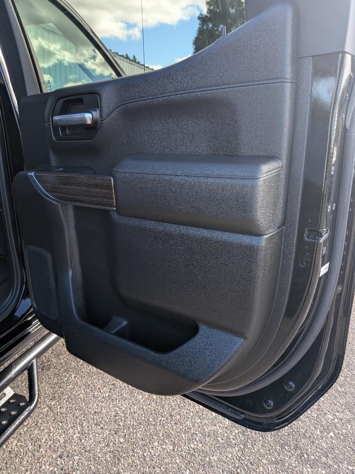 Chevrolet Silverado 1500 LT Trail Boss Crew Cab 4WD 2020