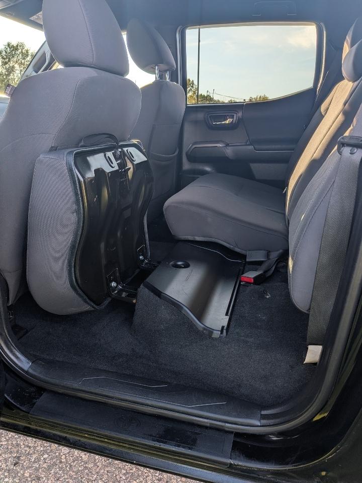 Toyota Tacoma 4WD Double Cab LB V6 AT TRD Sport (Natl) 2018