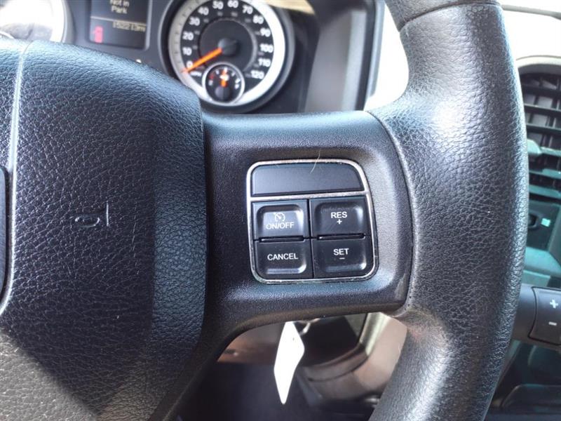 RAM 1500 Tradesman Quad Cab 4WD 2013