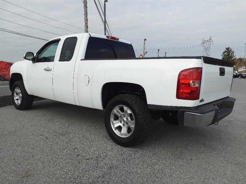 Chevrolet Silverado 1500 LS Extended Cab 4WD 2013