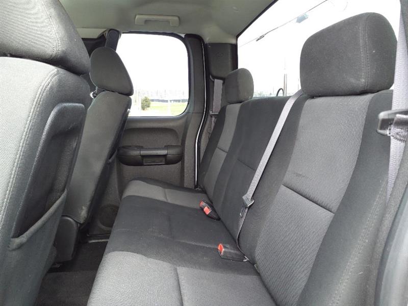 Chevrolet Silverado 1500 LS Extended Cab 4WD 2013