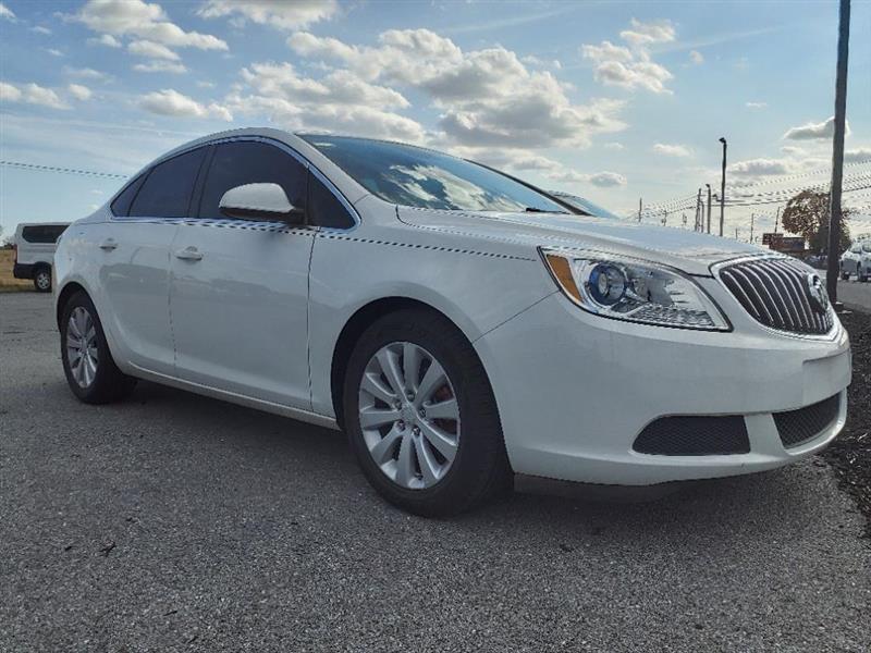 Buick Verano Base 2016
