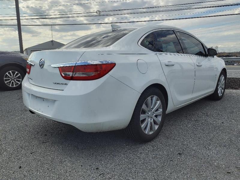 Buick Verano Base 2016