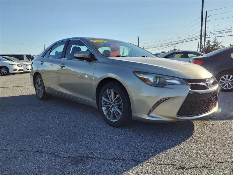 Toyota Camry SE 2015