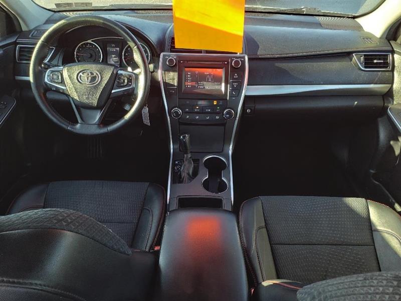 Toyota Camry SE 2015