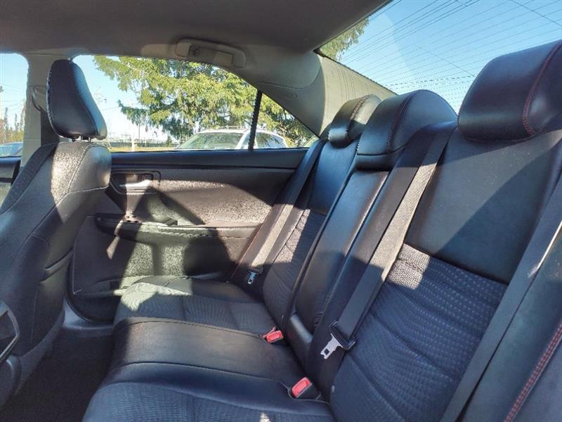 Toyota Camry SE 2015