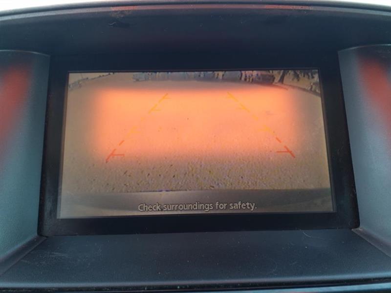 Nissan Pathfinder SV 4WD 2013