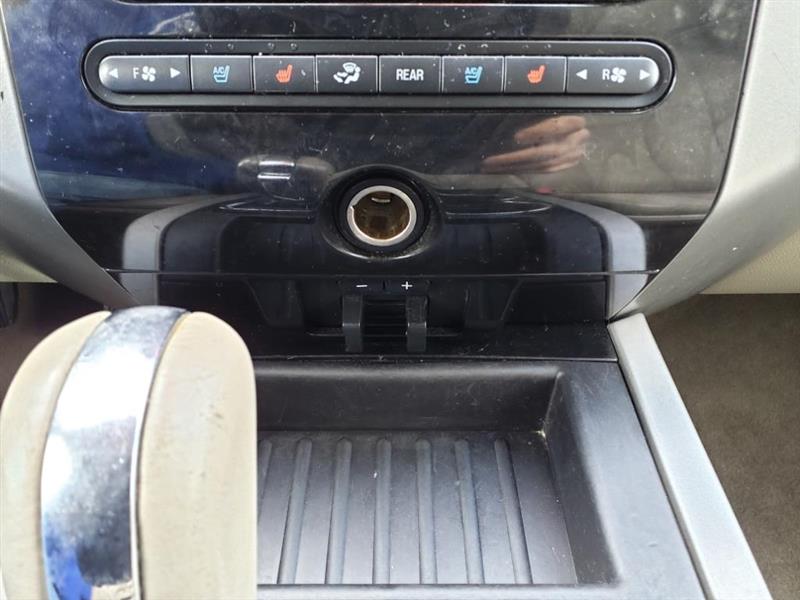 Ford Expedition Limited 4WD 2013