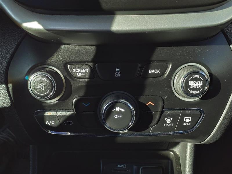 Jeep Cherokee Latitude 4WD 2014