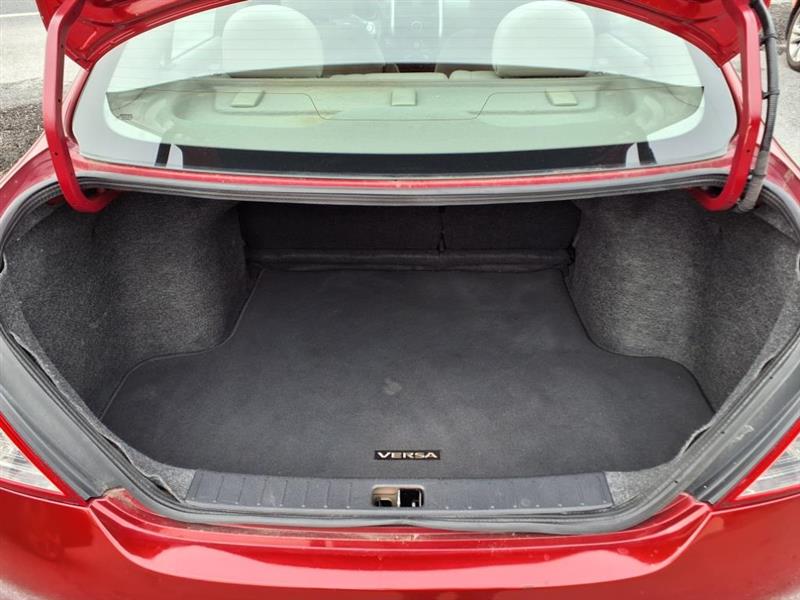 Nissan Versa 1.6 S Plus 2014