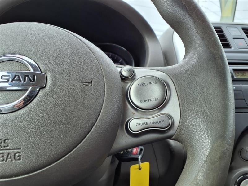 Nissan Versa 1.6 S Plus 2014