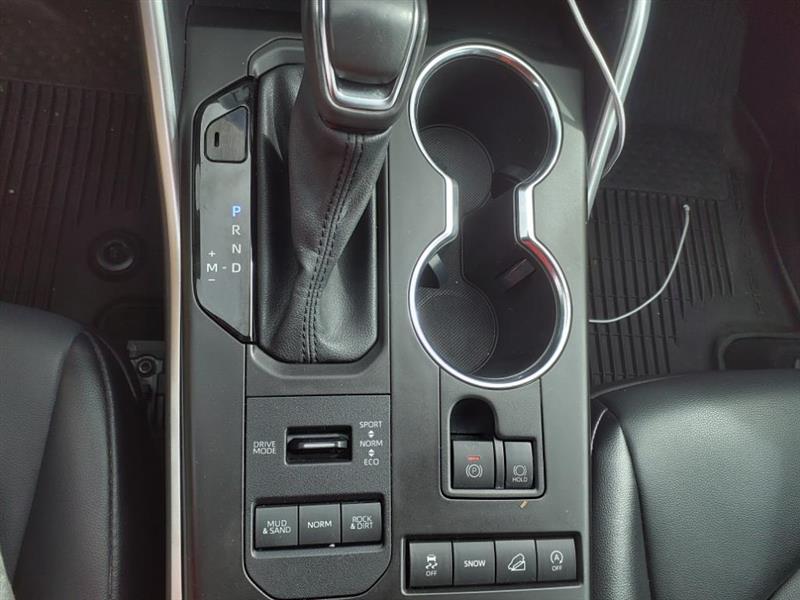 Toyota Highlander XLE AWD V6 2021