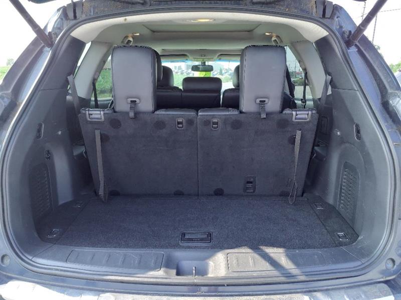 Nissan Pathfinder SV 4WD 2015