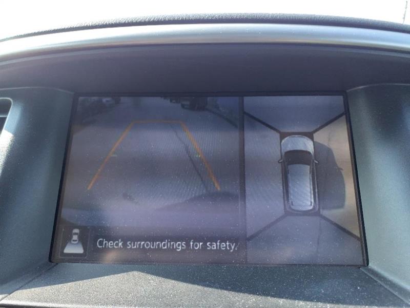 Nissan Pathfinder SV 4WD 2015