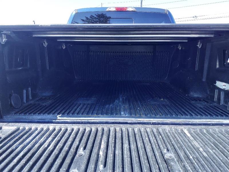 Ford F-150 XL SuperCrew 5.5-ft. Bed 4WD 2015