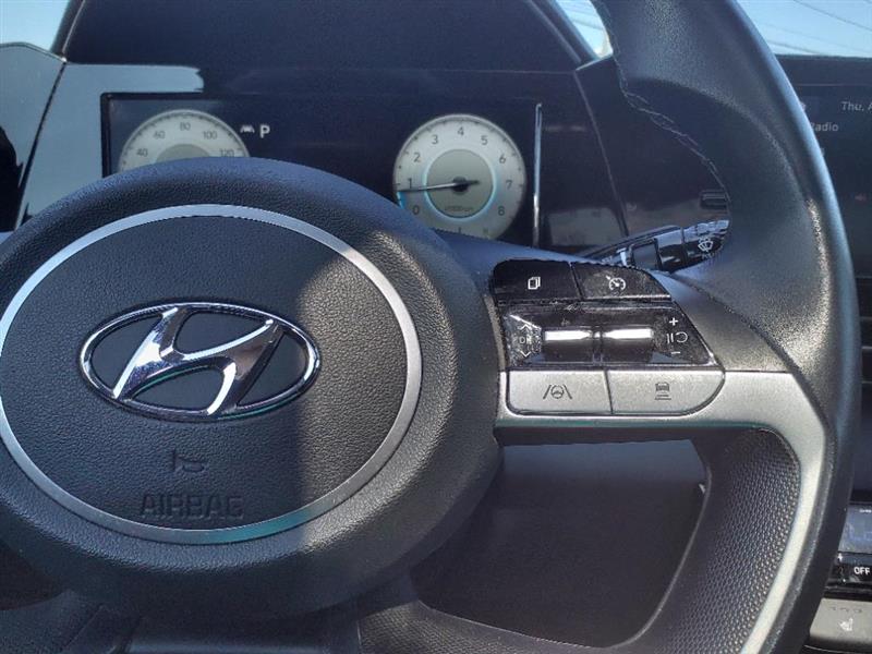 Hyundai Elantra SEL 2021