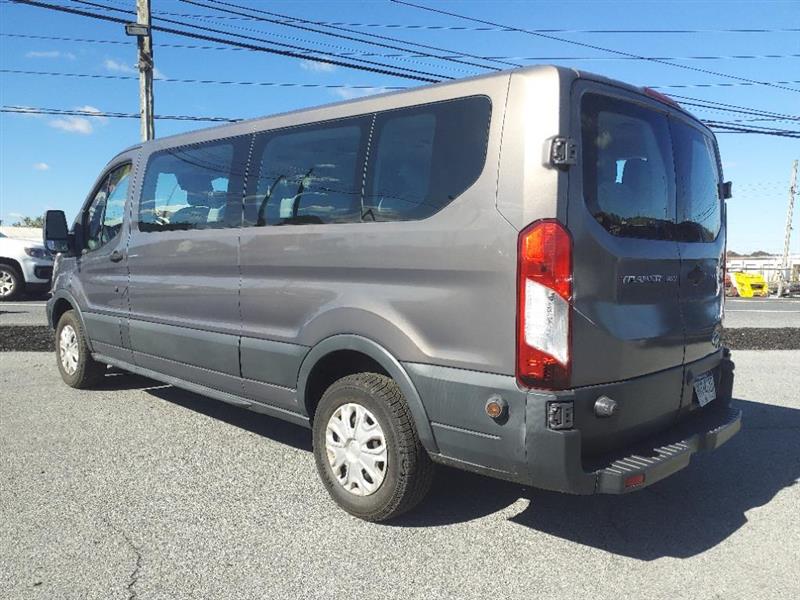 Ford Transit 350 Wagon Low Roof XLT 60/40 Pass. 148-in. WB 2016